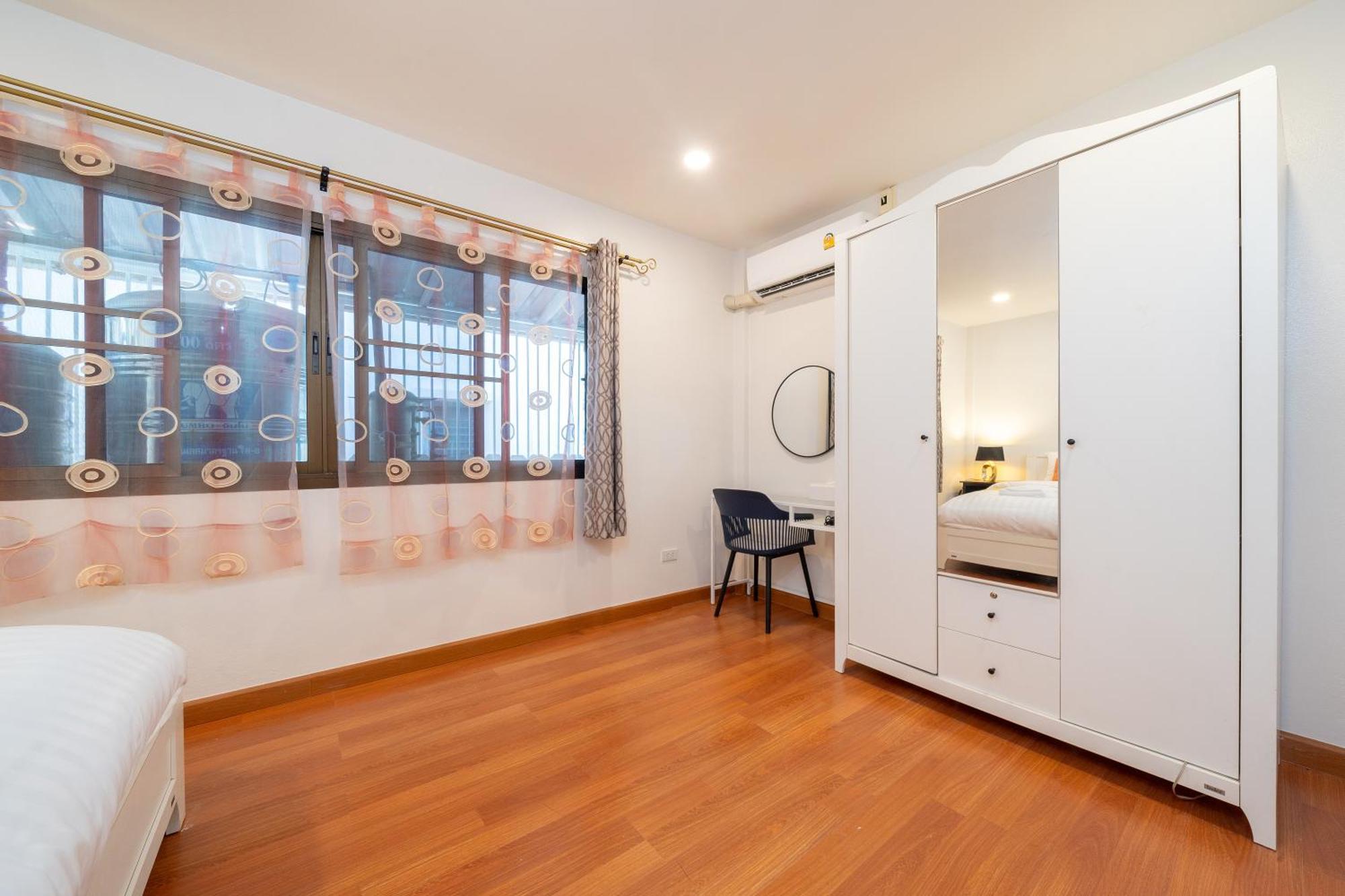 Holiday home Heart Patong With 5 Home Designs Bangla Beach