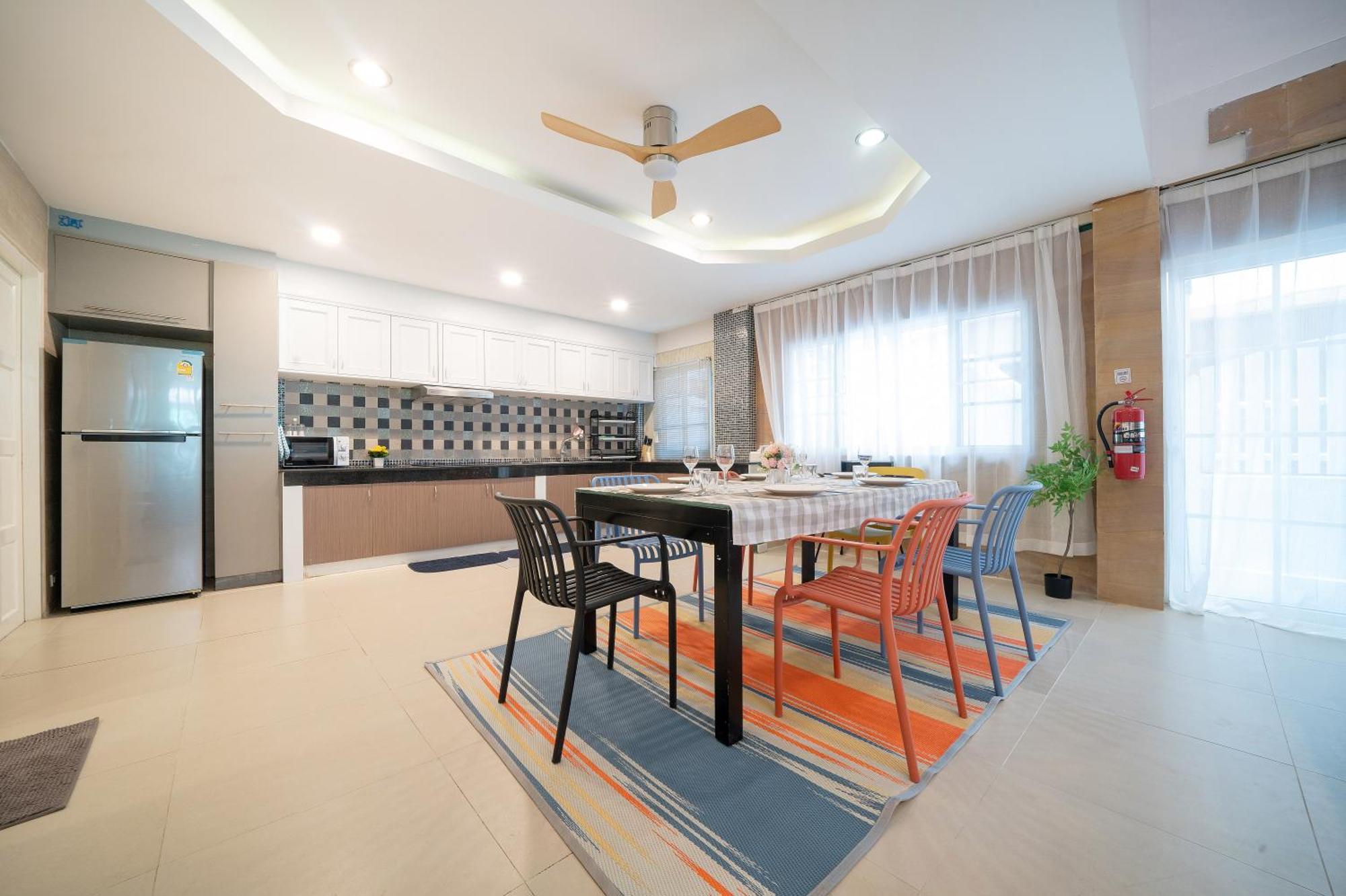 Heart Patong With 5 Home Designs Bangla Beach Holiday home Patong